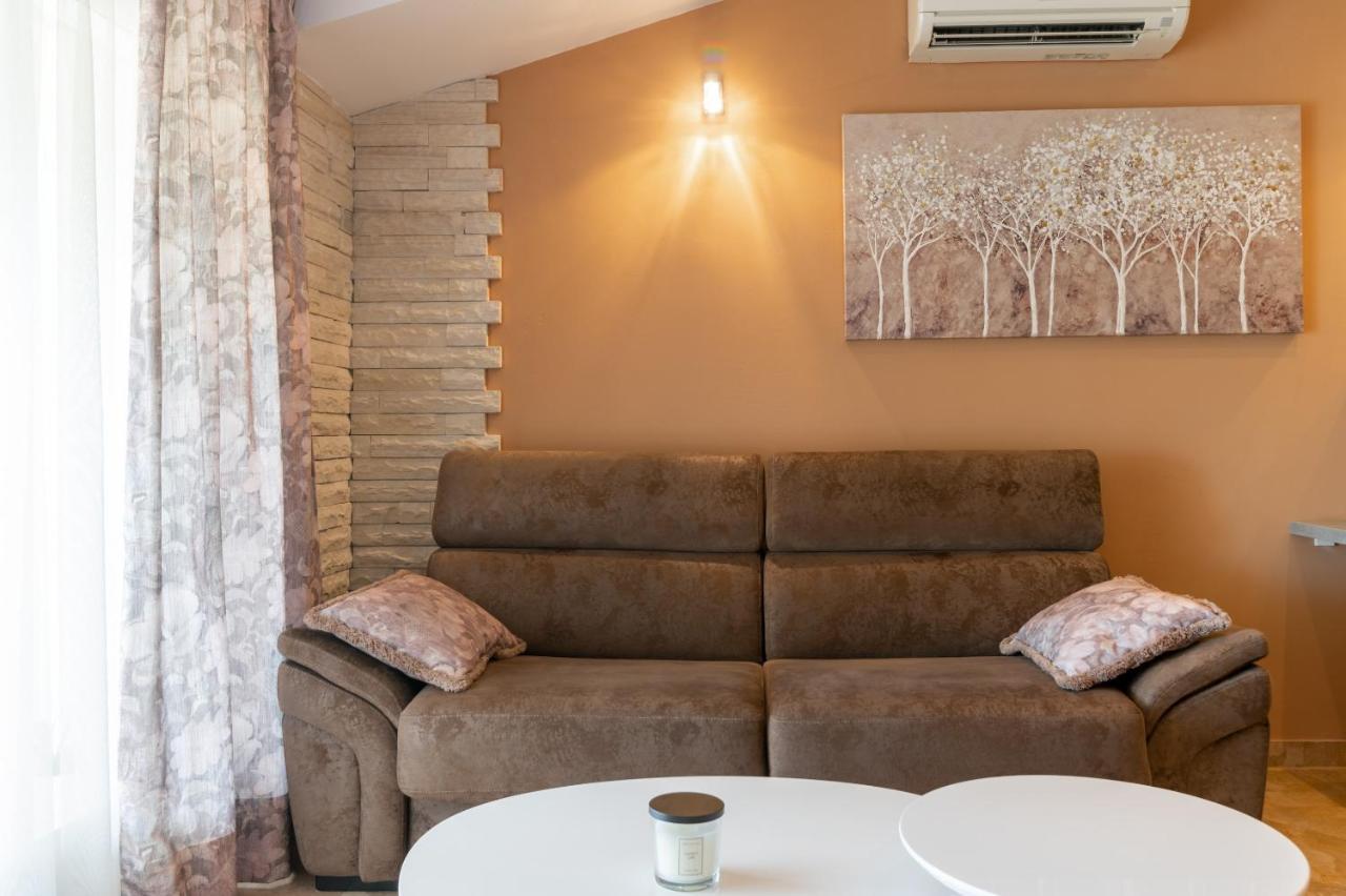 Deluxe Suite Bambi With Panoramic View Zadar Exterior foto