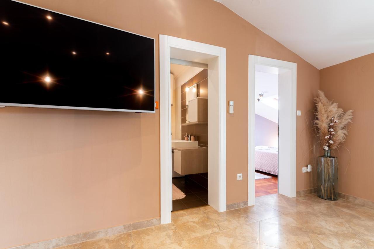 Deluxe Suite Bambi With Panoramic View Zadar Exterior foto
